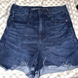American Eagle 4 regular high rise jean shorts